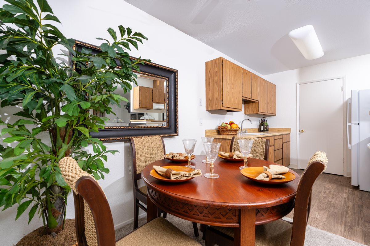 The Seasons Apartments